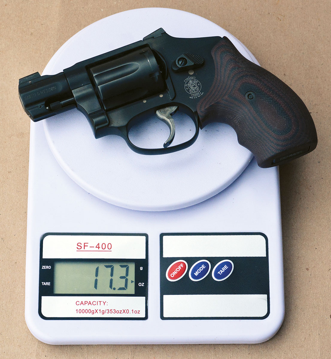 At just over 17 ounces, the 432UC is a practical concealed-carry gun.